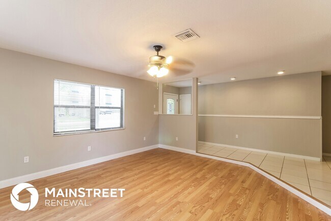 Foto del edificio - 4664 Rainbow Rd