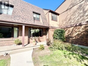 Building Photo - 279 Sandowne Dr