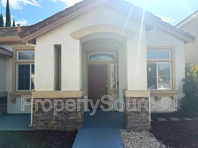 Building Photo - 1750 Wellington Ave