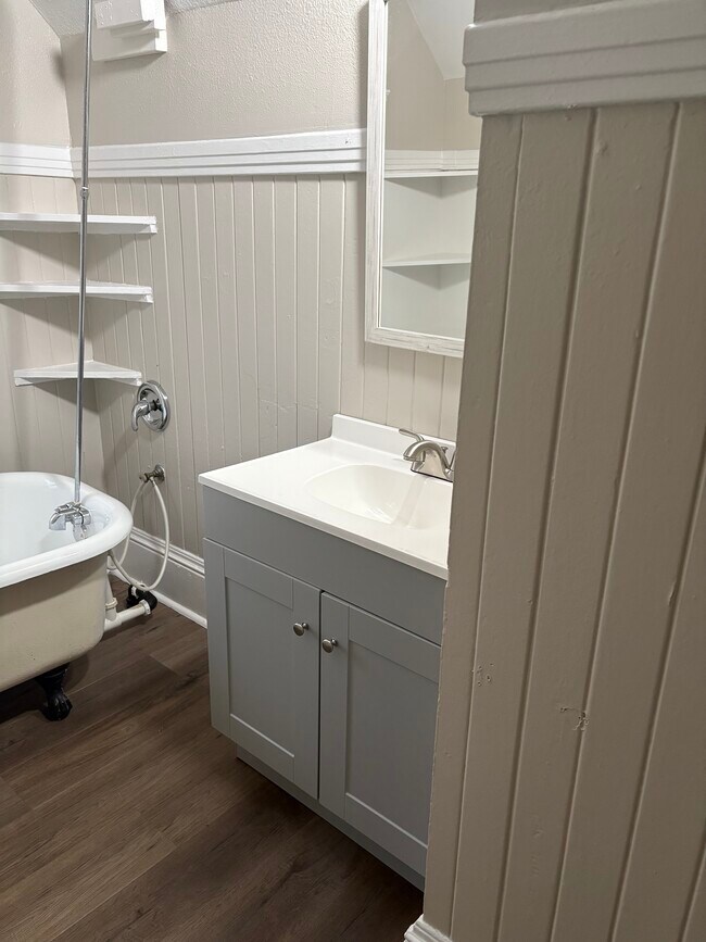 Foto del edificio - 3121 Hoyt Ave