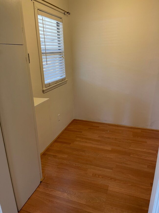 Foto del edificio - 62 Roble Ave - Unit A