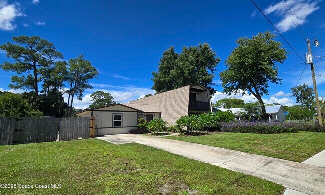 Foto del edificio - 6476 Pleasant Ave