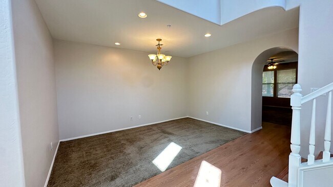 Foto del edificio - 12142 W Lone Tree Trail