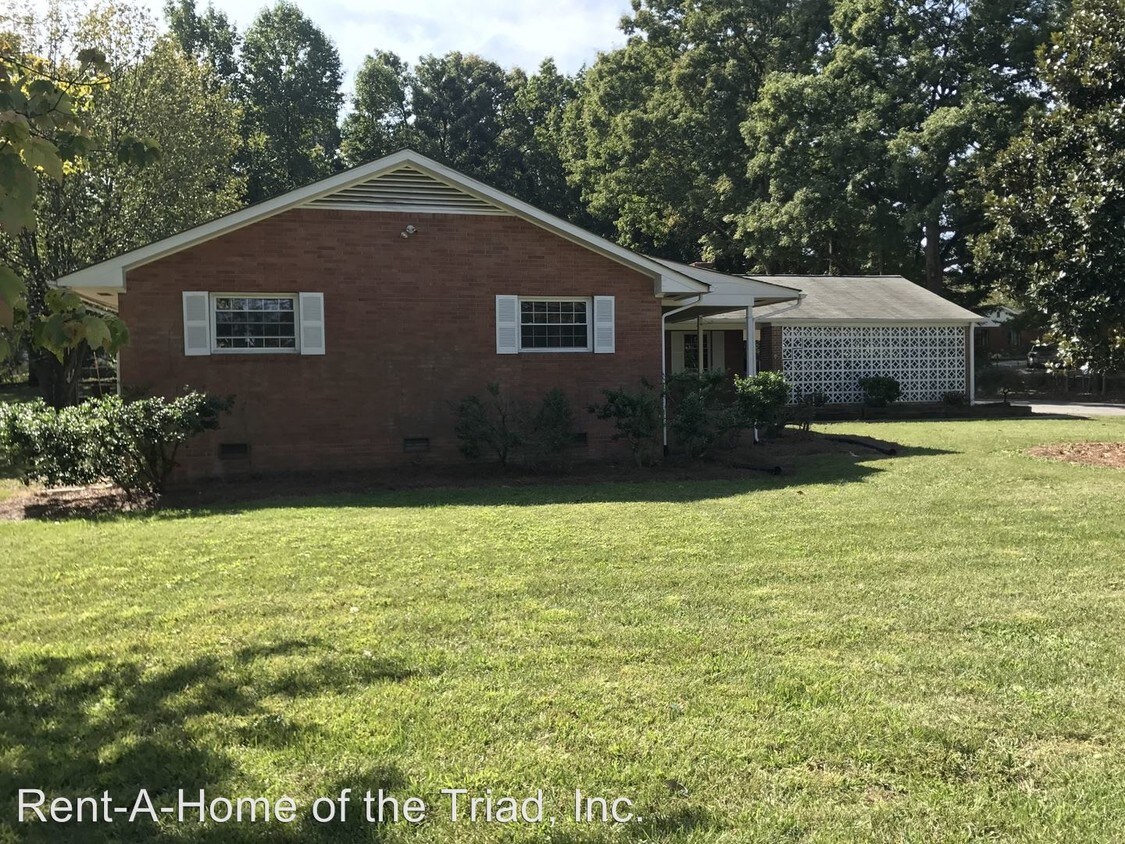 Primary Photo - 3 br, 2.5 bath House - 4603 Hilltop Road