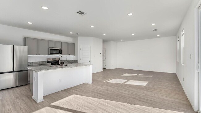 Foto del edificio - 4422 Chandler Rd