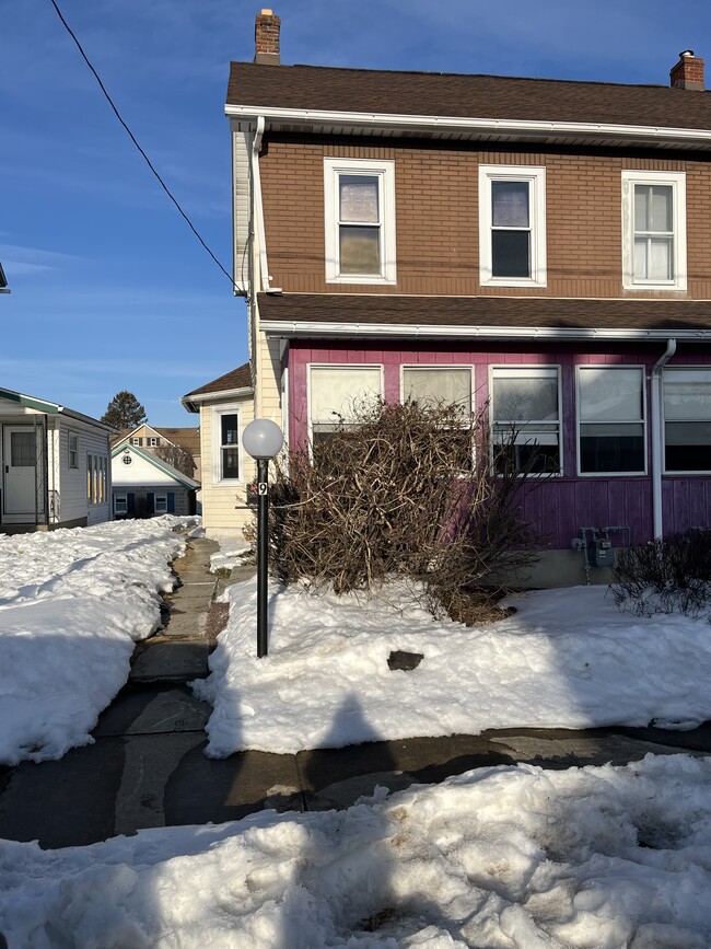 Building Photo - 9 N 4th St