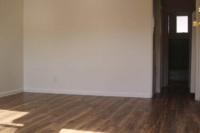Fotografía del edificio - 4111 W 120th St