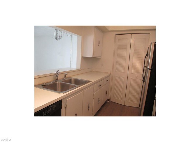 Foto del edificio - 420 NW 70th Ave