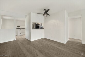 Building Photo - 6142 Whiskey Creek Dr