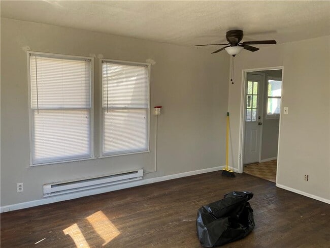 Building Photo - 1035 Haynes St