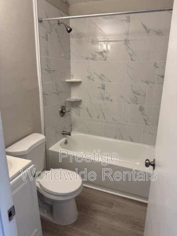 Foto del edificio - 1718 Knowles Rd