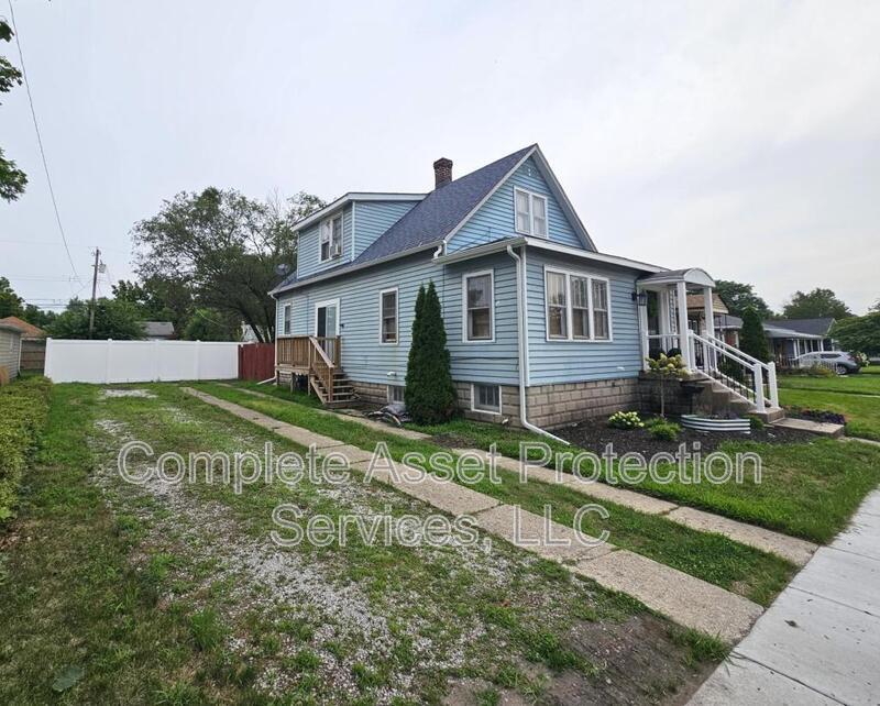 Foto principal - 1033 170th St