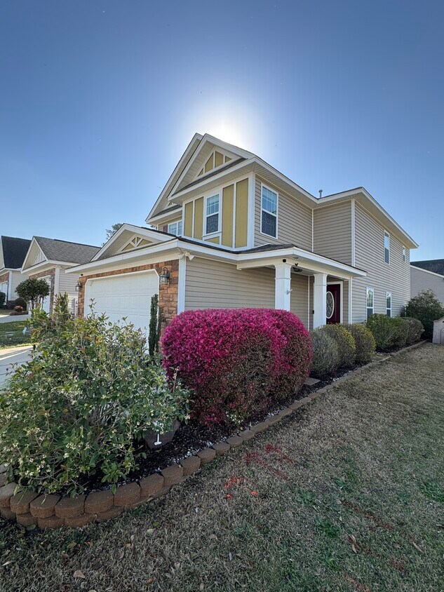 Foto principal - 127 Emanuel Creek Drive