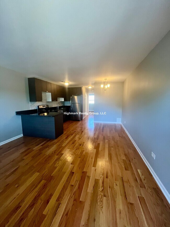 Foto del edificio - 8500 Waukegan Rd