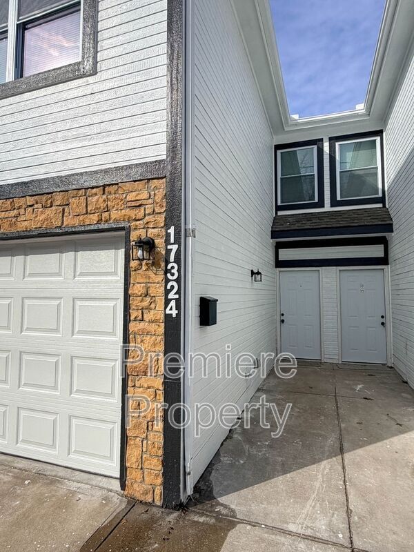 Building Photo - 17324 E Susquehanna Dr