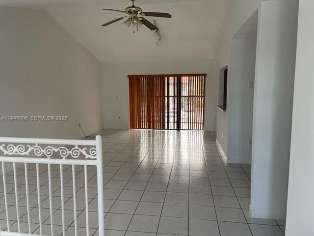 Building Photo - 9702 SW 138th Ave