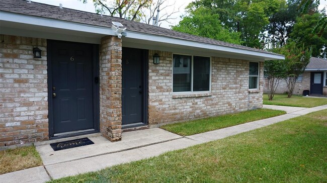 Building Photo - 604 Wilson Rd