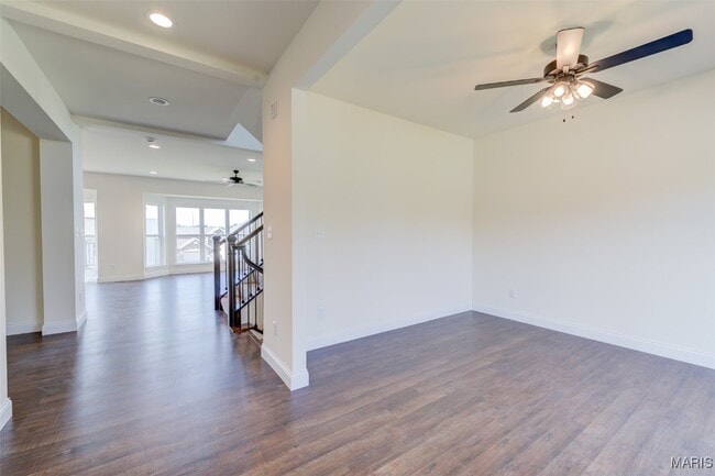 Foto del edificio - 2025 Maryland Oaks Cir