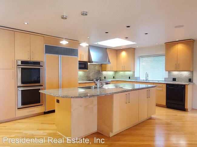 Foto del edificio - 4 br, 2.5 bath House - 19354 Titus Court