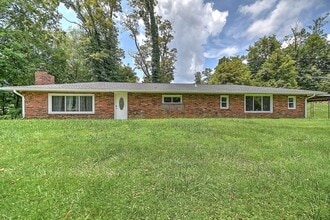 Building Photo - 229 Galloway Rd