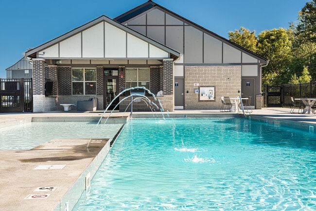 Founders Pointe Apartments