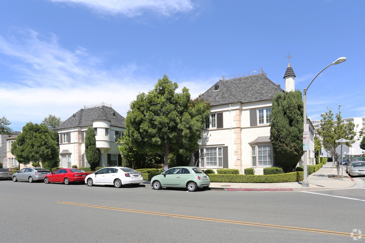 9901 Durant Dr, Beverly Hills, CA 90212 Apartments in Beverly Hills