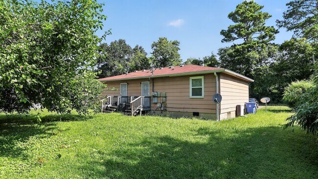 Building Photo - 5610 Spring Garden Ln