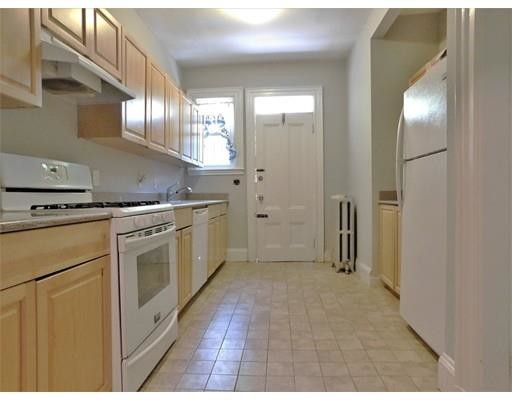 Building Photo - 40 Schuyler St