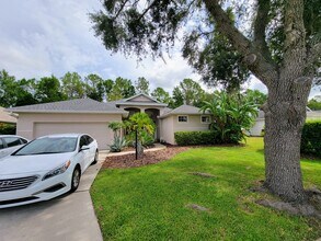 Building Photo - 12105 Whistling Way