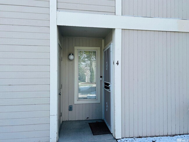 Building Photo - 2671 Sycamore Glen Dr