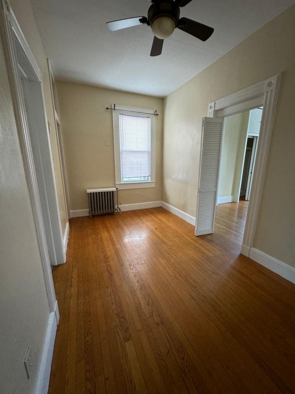 Foto del edificio - 107 Poplar St