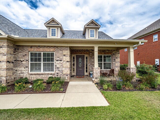 Building Photo - 635 Curlew Cir