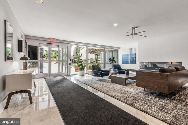 Foto del edificio - 4977 Battery Ln