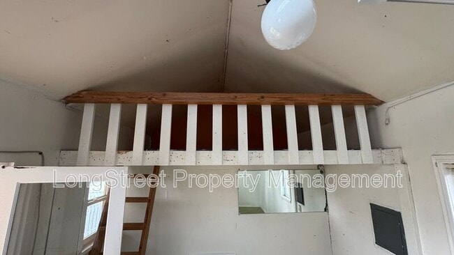 Foto del edificio - 1137 NW 13th St