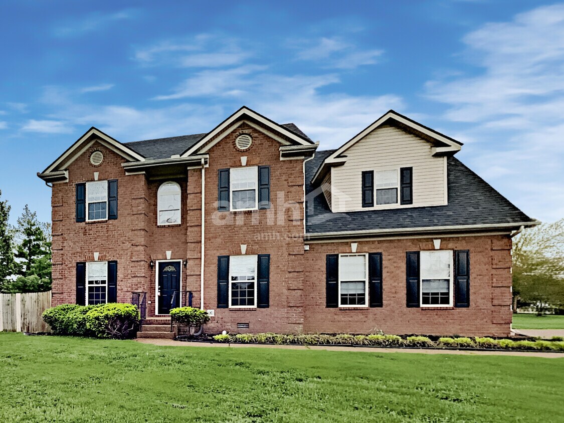 Primary Photo - 1803 Azure Way