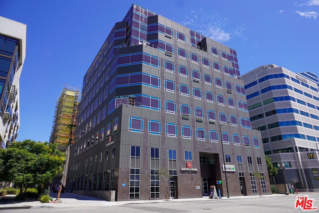 Primary Photo - 520 N Central Ave
