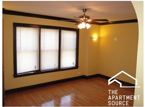 Foto del edificio - 3515 W Argyle St