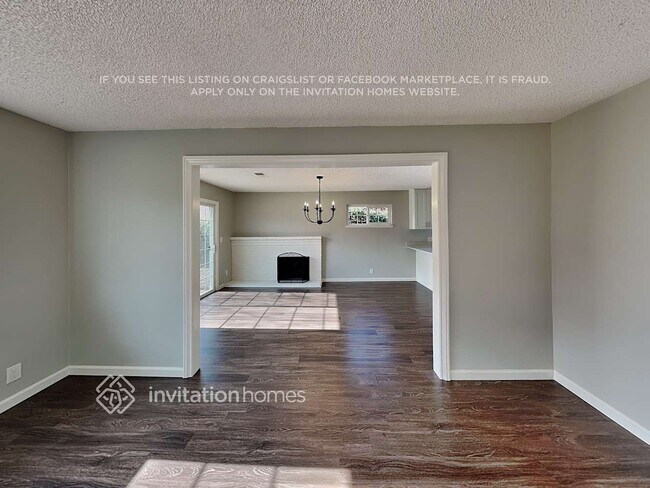 Foto del edificio - 256 Andrea Dr