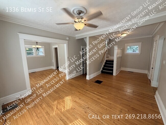 Building Photo - 1336 Bemis St SE