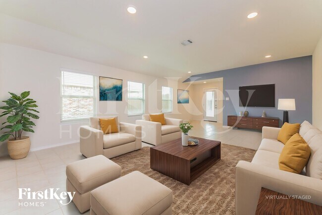 Building Photo - 312 Shiplap Ln