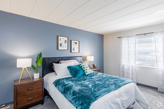 2BR,1BA-856SF - Lindenbrooke