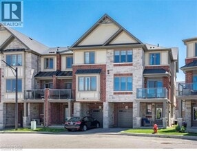 Building Photo - 10 Dodman Cres
