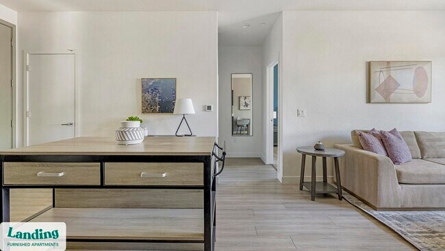 Foto del edificio - 10000 W Missouri Ave