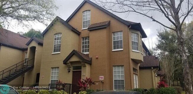 Foto del edificio - 6396 Raleigh St