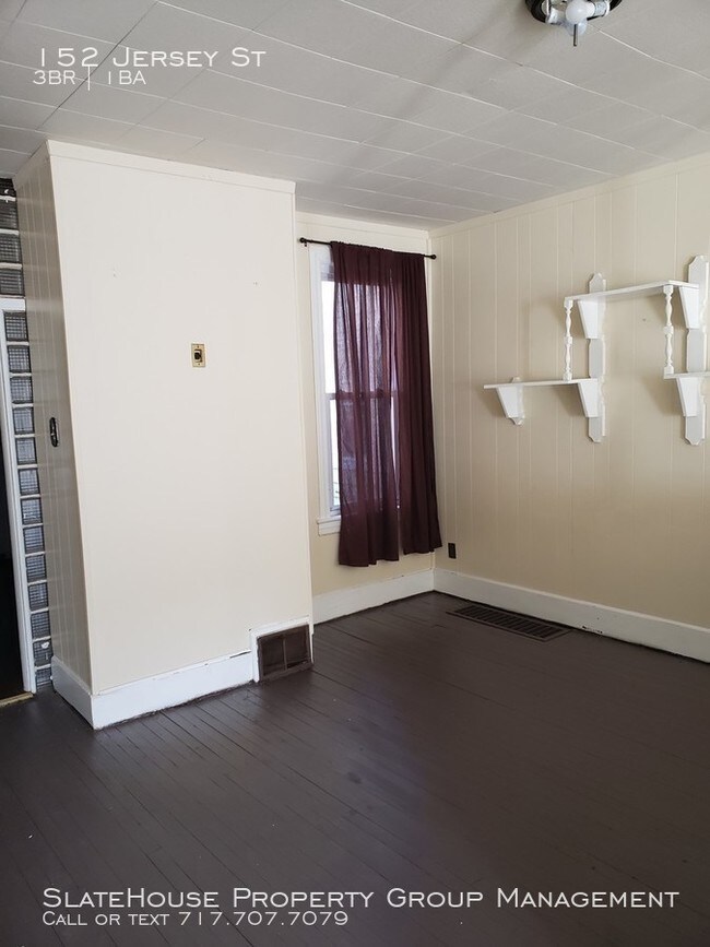 Building Photo - Charming 3 Bed / 1 Bath Home in Trenton