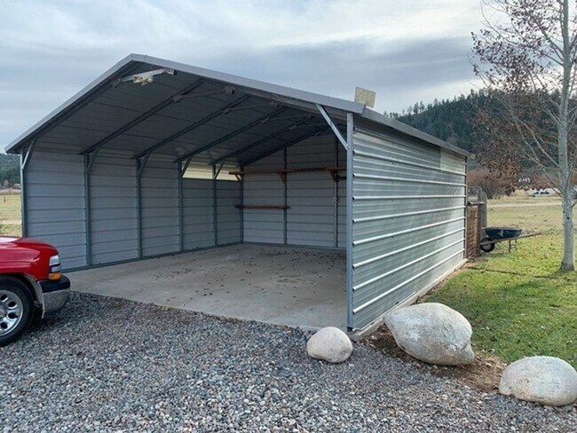 Foto del edificio - 3 Bed, 2 Bath Home in Lower Stillwater Valley