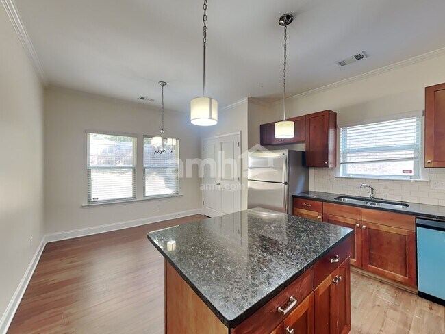 Foto del edificio - 2393 Folsom St