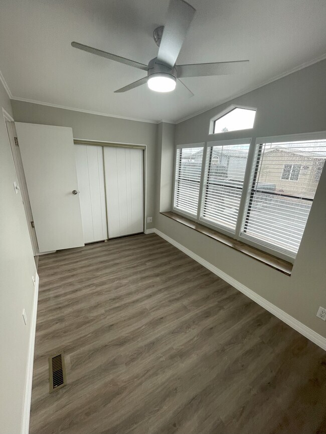 Foto del edificio - 5735 E McDowell Rd