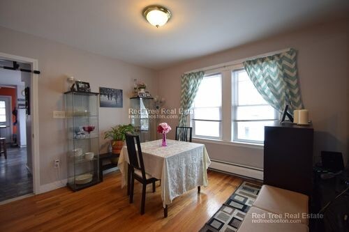 Foto del edificio - 416 Baker Ave