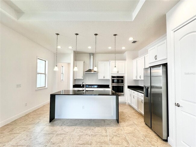 Building Photo - 13321 Camborne Pl